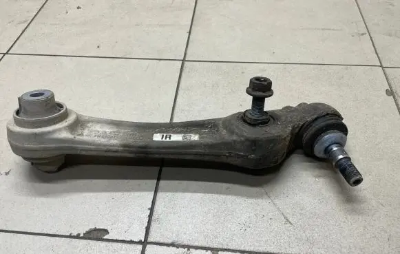 BMW 5 F10 F11 Front lower control arm/wishbone 608276