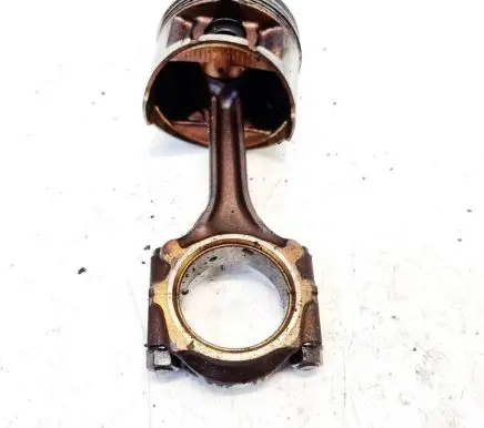 Honda Accord Piston with connecting rod