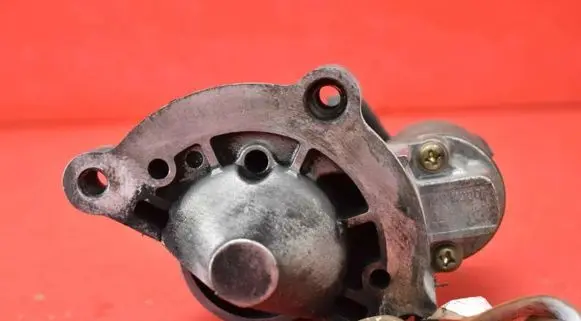 Citroen C5 Starter motor M000T85381