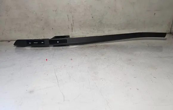 Toyota Avensis T250 Dashboard glove box trim 5547505010