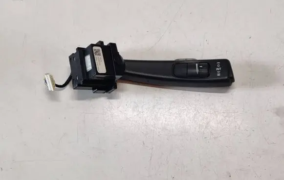 Volvo XC60 Wiper control stalk 31264168