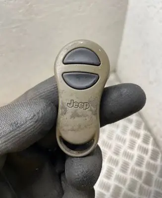Jeep Grand Cherokee (WJ) Ignition key/card 56036863ab