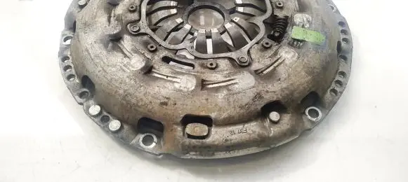 Toyota Avensis T250 Pressure plate f3712