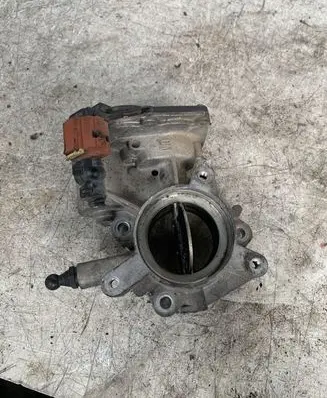Opel Insignia A Throttle valve