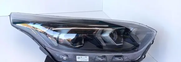 KIA Ceed Headlight/headlamp 92102-J7XXX