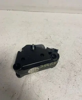 Volkswagen Golf V Sound amplifier 1K0035463D 310413710015 902275480017
