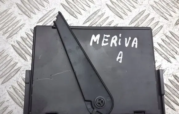 Opel Meriva A Voice control module 13111111