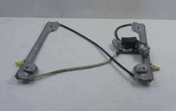 Peugeot 1007 Front door window regulator with motor 400814