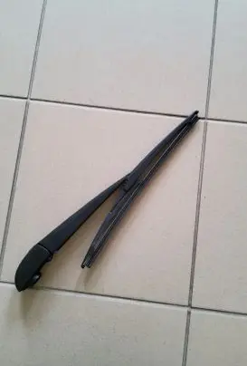 Dodge Durango Rear wiper blade arm
