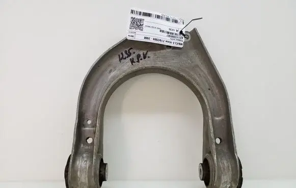 Mercedes-Benz CLS C219 Front lower control arm/wishbone A2113308907