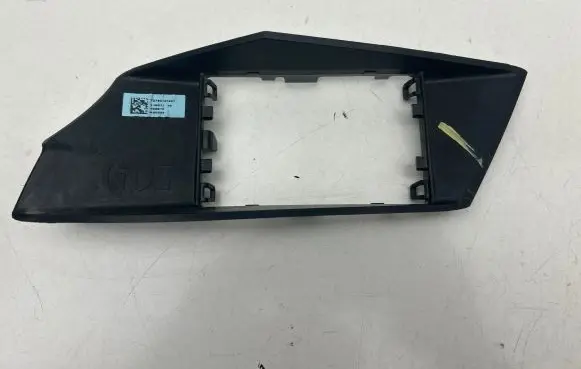 BMW 5 E60 E61 Front bumper corner part panel trim 11867210 190910 T2793047401
