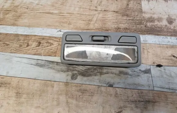 Mitsubishi Outlander Front seat light MR330450