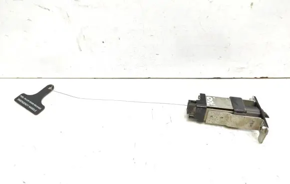 Fuel tank cap lock motor
