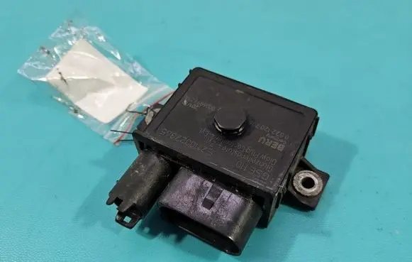 Mercedes-Benz C W204 Other relay E2110022365 IMPRK1586959