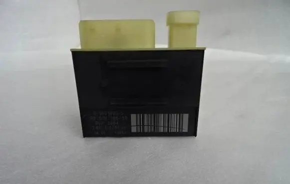 Peugeot 5008 II Other relay 9801916680