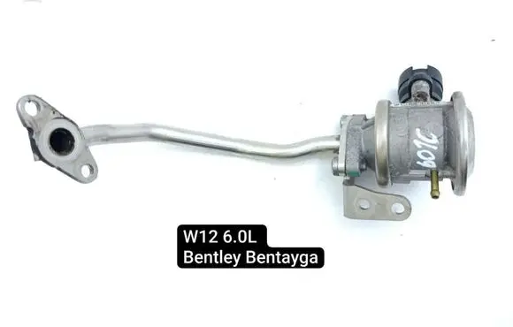 Bentley Bentayga Air intake hose/pipe 07P131581Q