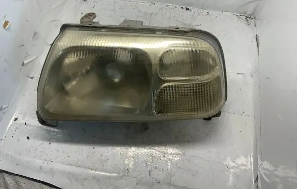 Suzuki Grand Vitara I Headlight/headlamp