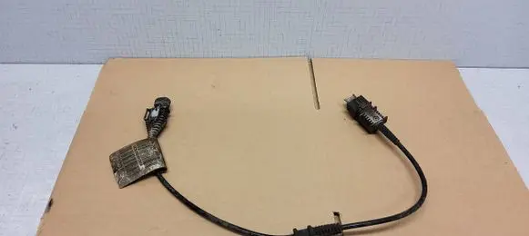 Opel Zafira B ABS brake wheel speed sensor 13118565 022010D8101