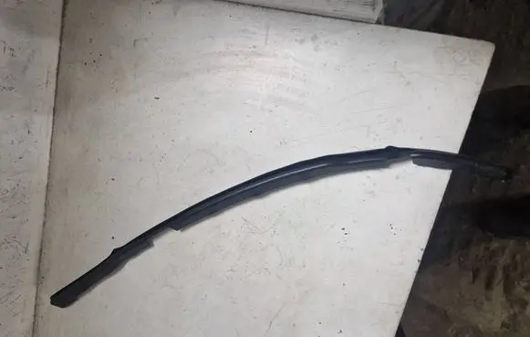 Rubber seal rear door