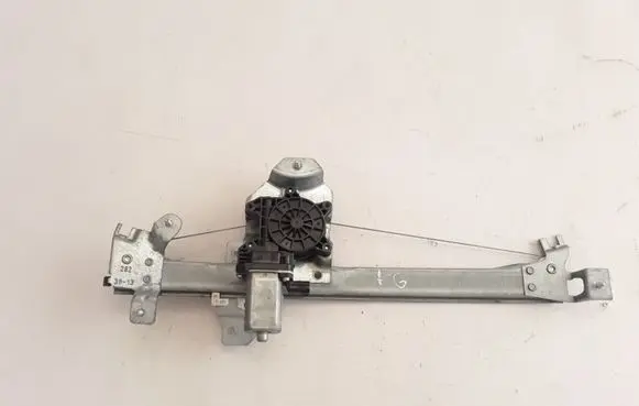 Renault Zoe Rear window lifting mechanism without motor 827218510R