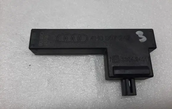 Audi A8 S8 D4 4H Keyless system antenna 4H0907247