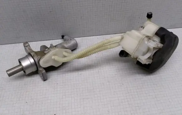 Opel Meriva A Master brake cylinder