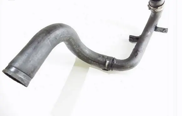 Nissan Navara D40 Engine coolant pipe/hose