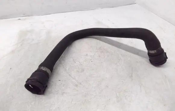 BMW 5 E60 E61 Engine coolant pipe/hose