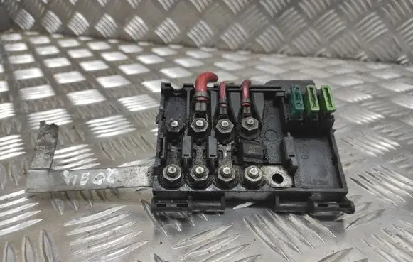 Volkswagen Golf IV Fuse box set 1J0937773 964915