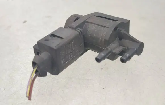 Porsche Cayenne (92A) Turbo solenoid valve 1K0906283A
