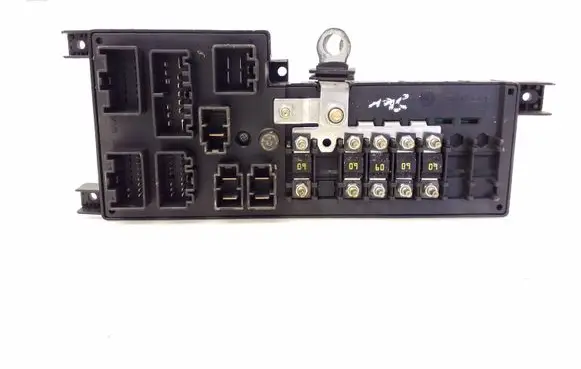 Volvo S80 Fuse module 8637841 518717004