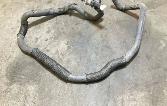 Lexus RX 450H Engine coolant pipe/hose
