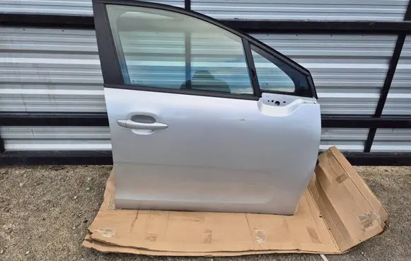Citroen C3 Front door