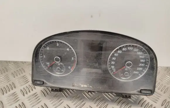 Volkswagen Caddy Speedometer (instrument cluster) 2K0920865E