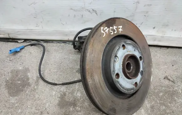 Citroen C3 Front wheel hub