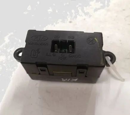 KIA Sorento Clock 945003E150