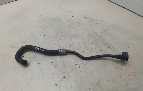 Engine coolant pipe/hose