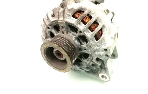 Toyota Aygo AB10 Generator/alternator 9656003780