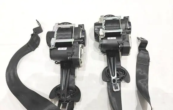 Audi A1 Front seatbelt 82G857706E 82G857705E