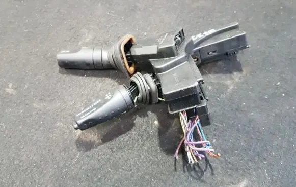 Ford Mondeo MK II Indicator stalk 97BG13B302AB