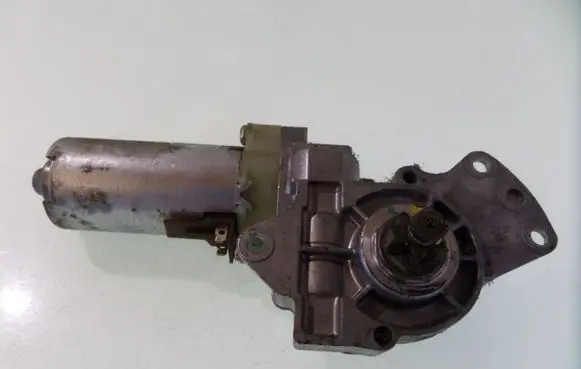 Audi A6 S6 C5 4B Seat adjustment motor 0130002526 198388102