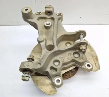 Chrysler Pacifica Rear wheel hub 016AB