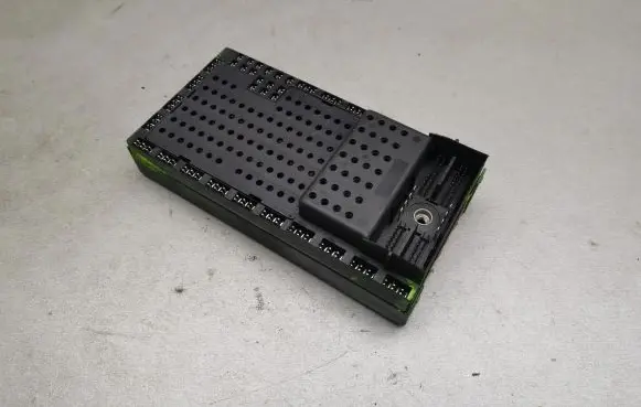 Volvo S80 Fuse module 9494343