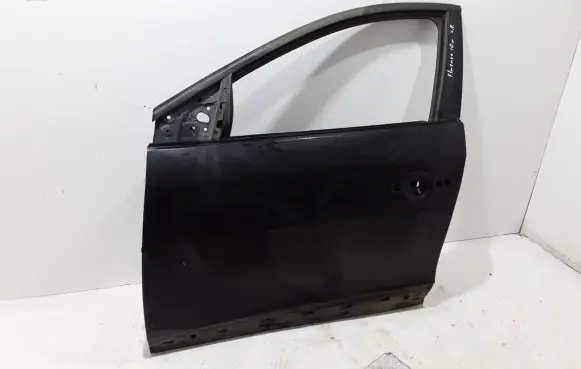 Renault Fluence Front door 801011761R
