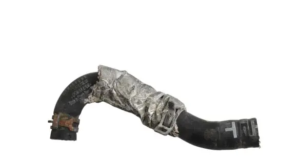 Porsche Panamera (970) Engine coolant pipe/hose 97057273800