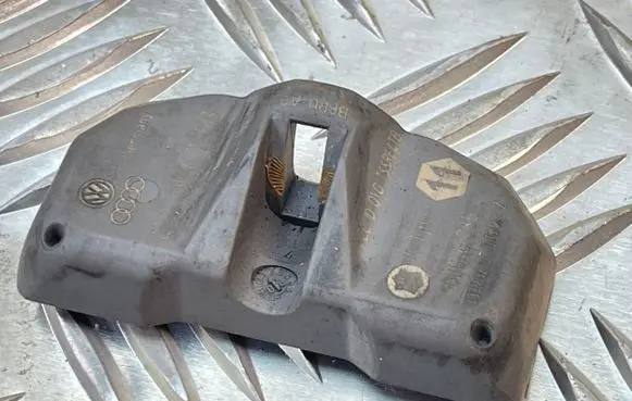Audi A6 S6 C6 4F Tire pressure sensor 4F0907275B