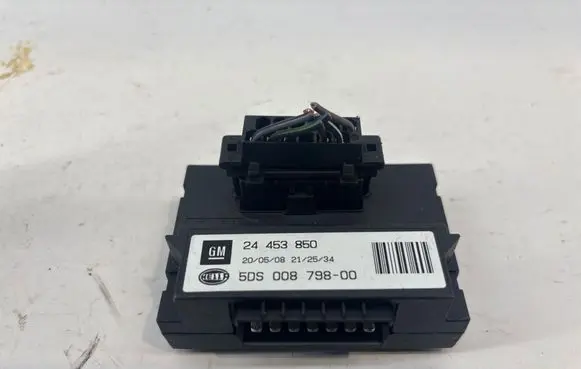 Opel Astra H Tow bar trailer control unit/module 24453850 5DS00879800