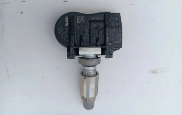 BMW X5 F15 Tire pressure sensor 6855539