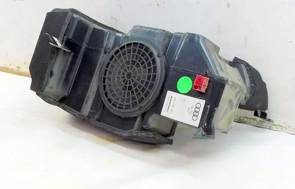 Audi A6 S6 C5 4B Subwoofer speaker 7606500052 194996