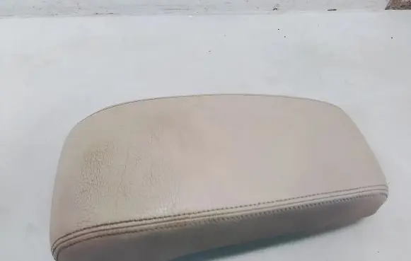 Ford Mondeo Mk III Armrest